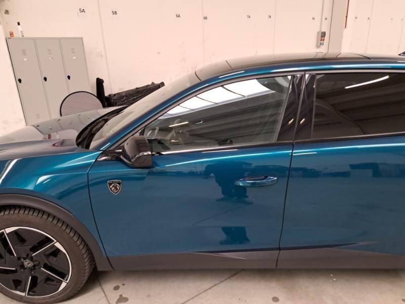 Peugeot 408 BERLINA GT PURETECH 130 EAT8 SeS AUT. - foto 42