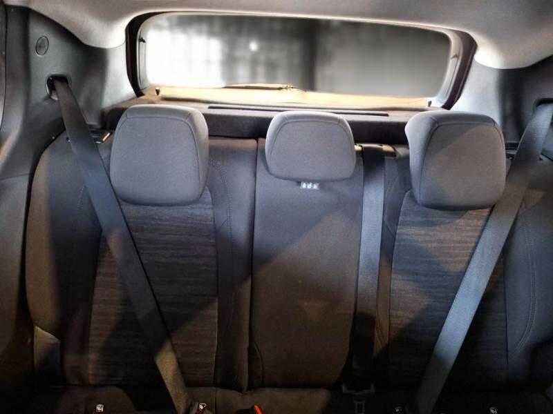 Jeep Avenger SUV 1.2 TURBO LONGITUDE - foto 15