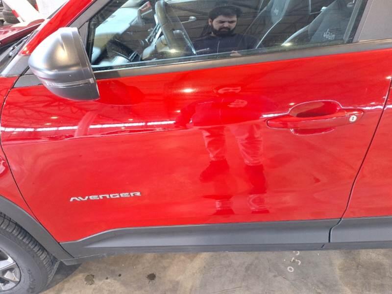 Jeep Avenger SUV 1.2 TURBO LONGITUDE - foto 51
