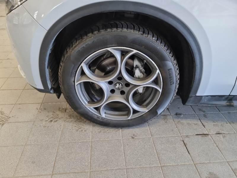 Alfa Romeo Stelvio SUV 2.2 TD 190 CV SPRINT AT8 Q4 - foto 20