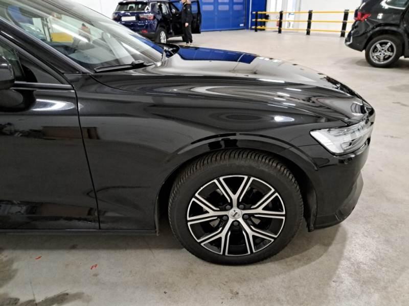 Volvo V60 STATION WAGON B4 D AUTOM. ESSENTIAL - foto 34