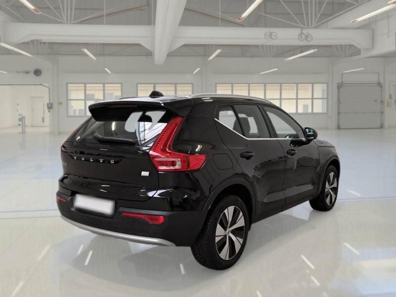Volvo XC40 SUV T4 RECHARGE PLUG-IN AUTO ESSENTIAL - foto 2