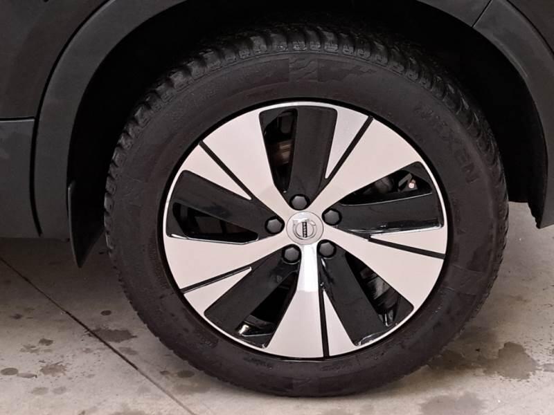 Volvo XC40 SUV T4 RECHARGE PLUG-IN AUTO ESSENTIAL - foto 19