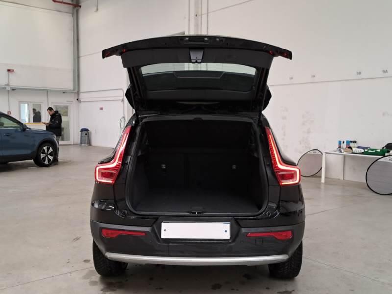 Volvo XC40 SUV T4 RECHARGE PLUG-IN AUTO ESSENTIAL - foto 5
