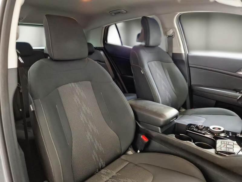 Kia Sportage SUV 1.6 TGDI PHEV STYLE 4WD AUTO - foto 13