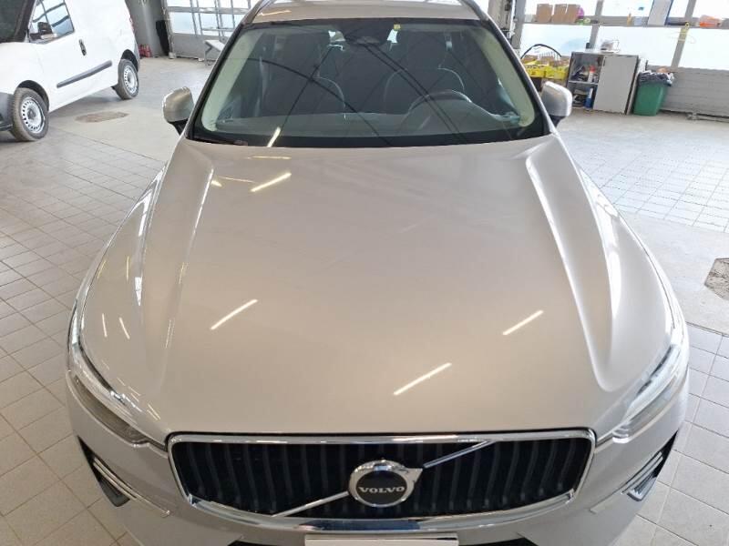 Volvo XC60 SUV B4 D AUTOMATICO CORE - foto 23