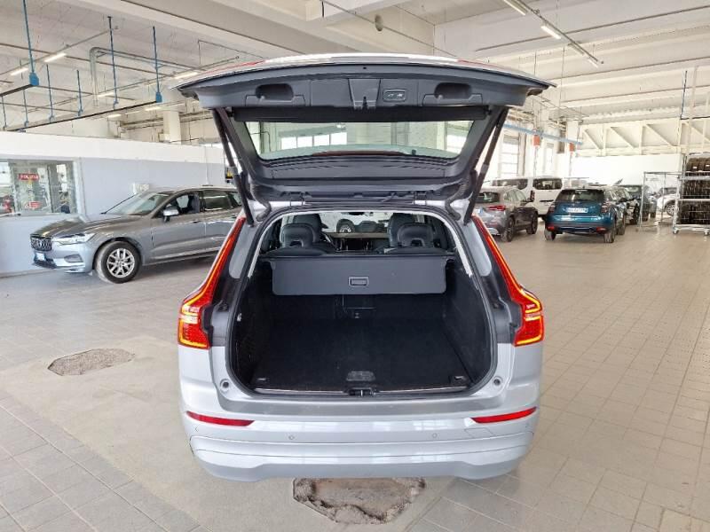 Volvo XC60 SUV B4 D AUTOMATICO CORE - foto 5