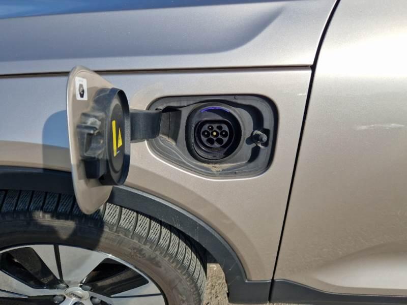 Volvo XC40 SUV T5 RECHARGE PLUG-IN AUTO PLUS BRIGHT - foto 54