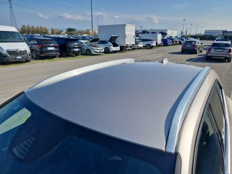 Volvo XC40 SUV T5 RECHARGE PLUG-IN AUTO PLUS BRIGHT - foto 9