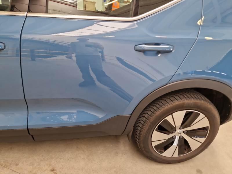 Volvo XC40 SUV T5 RECHARGE PLUG-IN AUTO PLUS BRIGHT - foto 24
