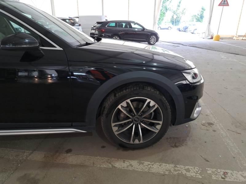 Audi A4 STATION WAGON 2.0 40 TDI QUATTRO S TRON. ID. CONTRAST - foto 36