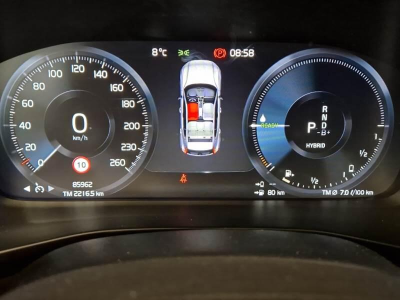 Volvo XC40 SUV T4 RECHARGE PLUG-IN AUTO CORE - foto 4