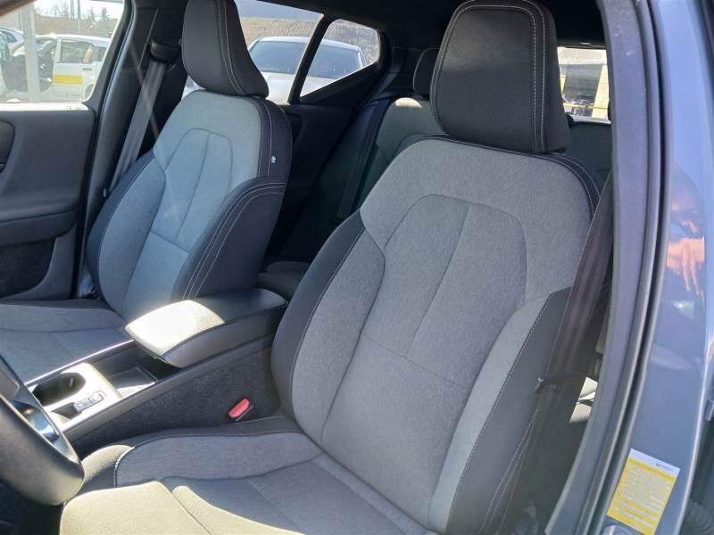 Volvo XC40 SUV T4 RECHARGE PLUG-IN AUTO CORE - foto 11