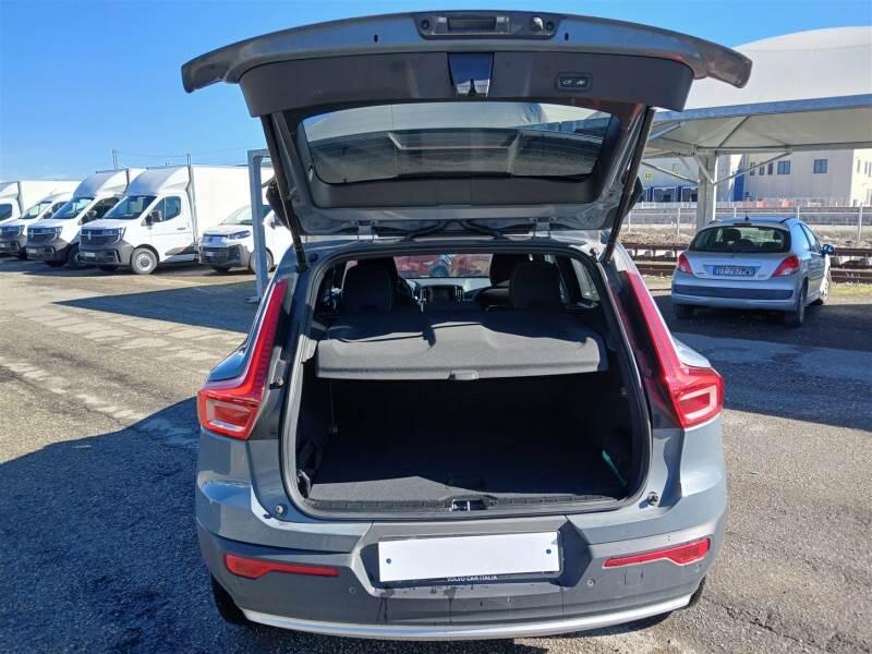 Volvo XC40 SUV T4 RECHARGE PLUG-IN AUTO CORE - foto 5