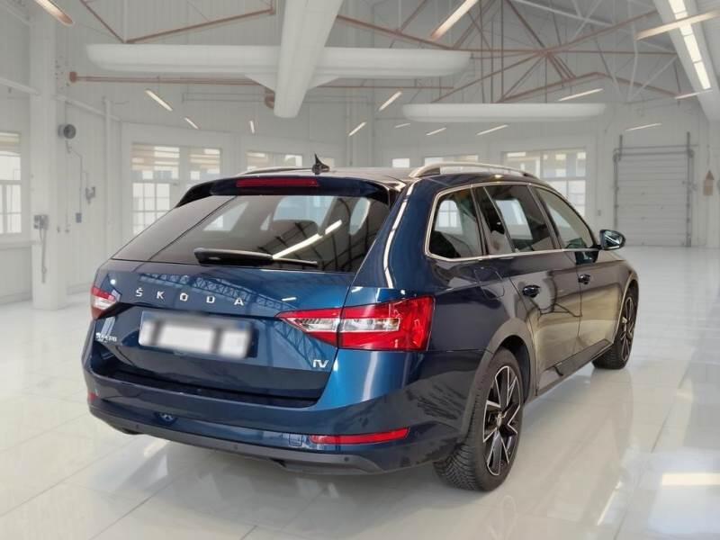 Skoda Superb STATION WAGON 1.4 TSI PLUG-IN HYBRYD EXECUTIVE DSG - foto 2