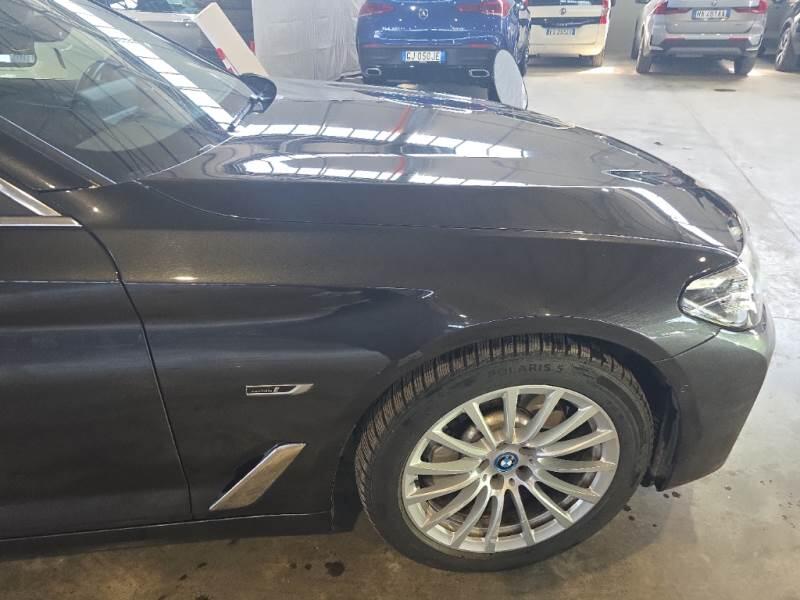 BMW Serie 5 STATION WAGON 530E BUSINESS AUTO TOURING - foto 36