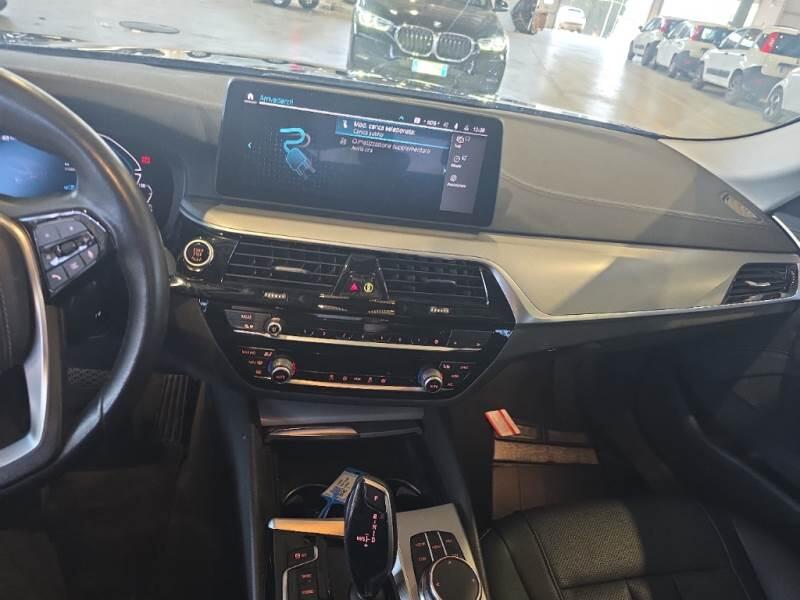 BMW Serie 5 STATION WAGON 530E BUSINESS AUTO TOURING - foto 91