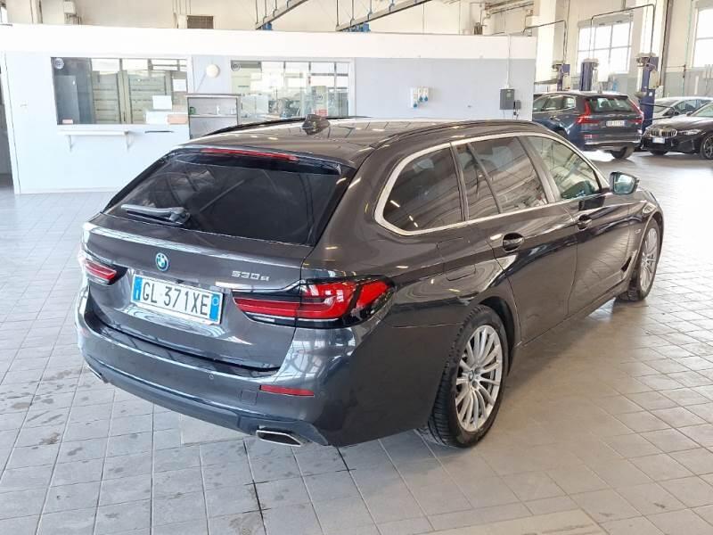 BMW Serie 5 STATION WAGON 530E BUSINESS AUTO TOURING - foto 2