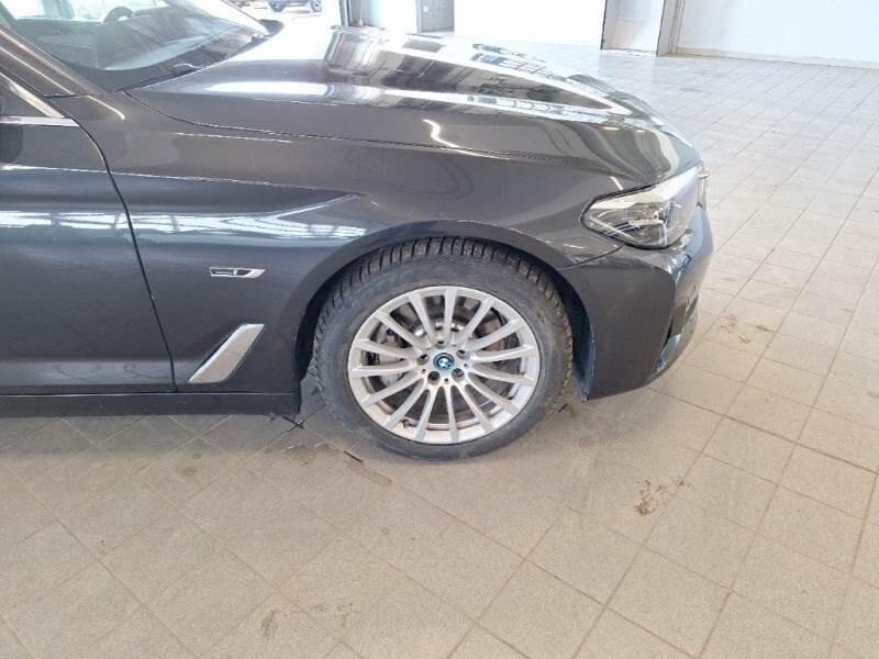 BMW Serie 5 STATION WAGON 530E BUSINESS AUTO TOURING - foto 39