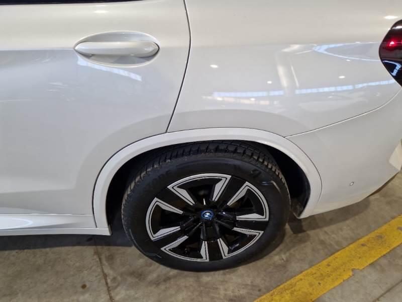 BMW IX3 SUV 286CV INSPIRING AUTO - foto 28