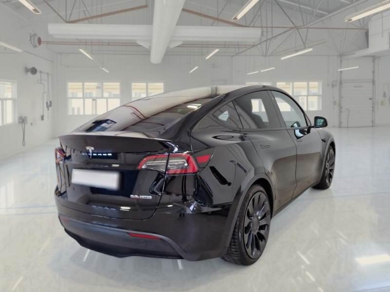 Tesla Model Y SUV 75 KWH PERFORMANCE DUAL MOTOR 4WD AUT - foto 2