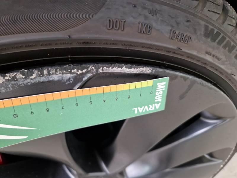 Tesla Model Y SUV 75 KWH PERFORMANCE DUAL MOTOR 4WD AUT - foto 69