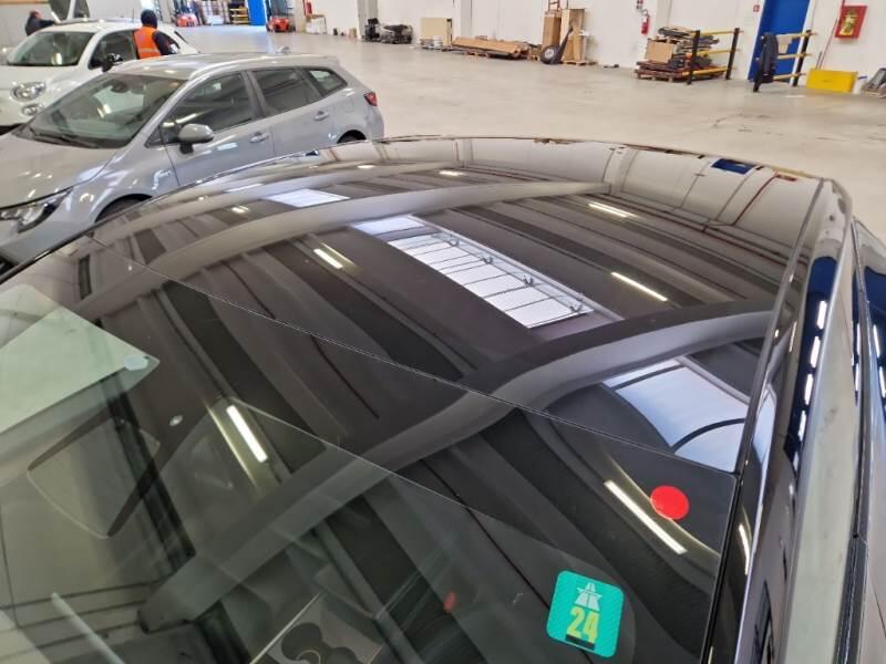 Tesla Model Y SUV 75 KWH PERFORMANCE DUAL MOTOR 4WD AUT - foto 9
