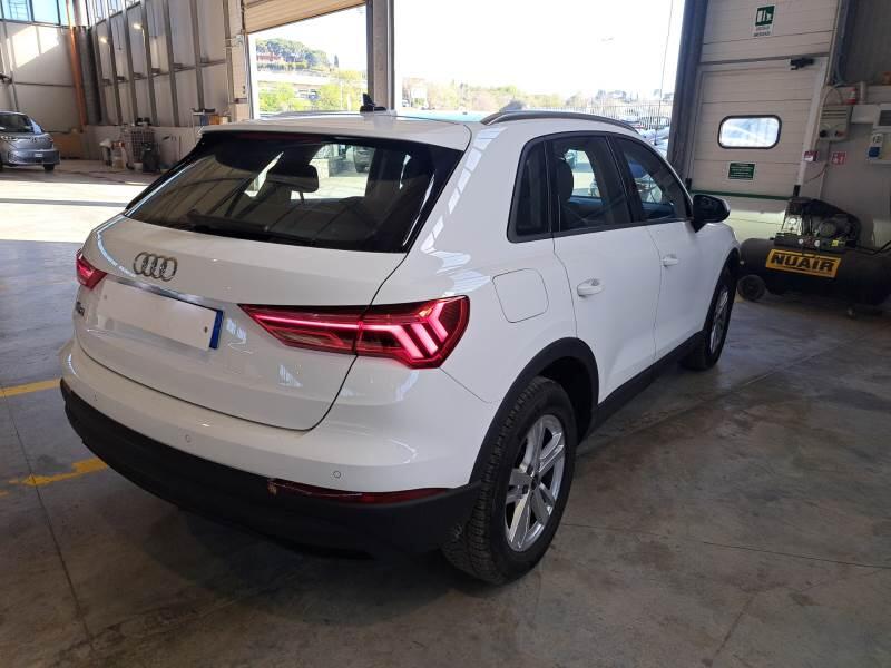 Audi Q3 SUV 35 TDI S TRONIC BUSINESS - foto 2