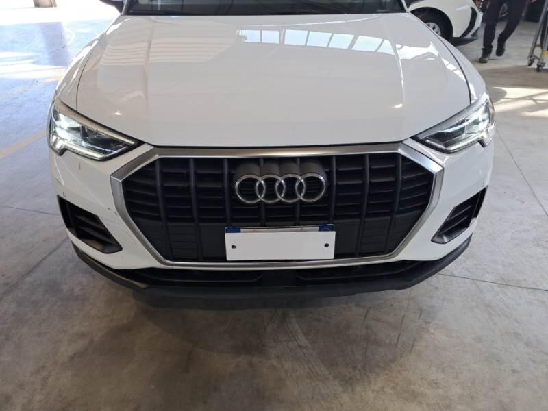 Audi Q3 SUV 35 TDI S TRONIC BUSINESS - foto 25