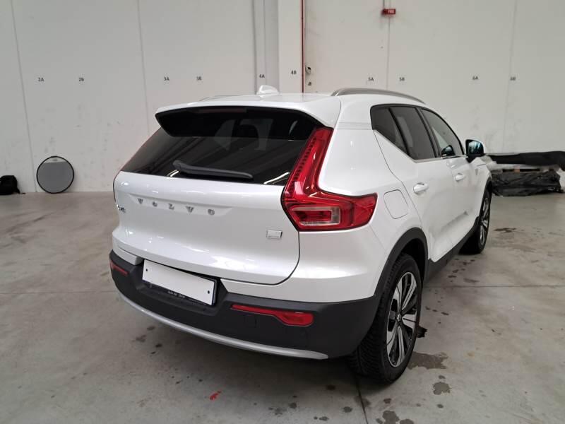 Volvo XC40 SUV T4 RECHARGE PLUG-IN AUTO CORE - foto 2