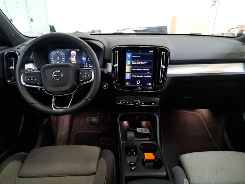 Volvo XC40 SUV T4 RECHARGE PLUG-IN AUTO CORE - foto 3
