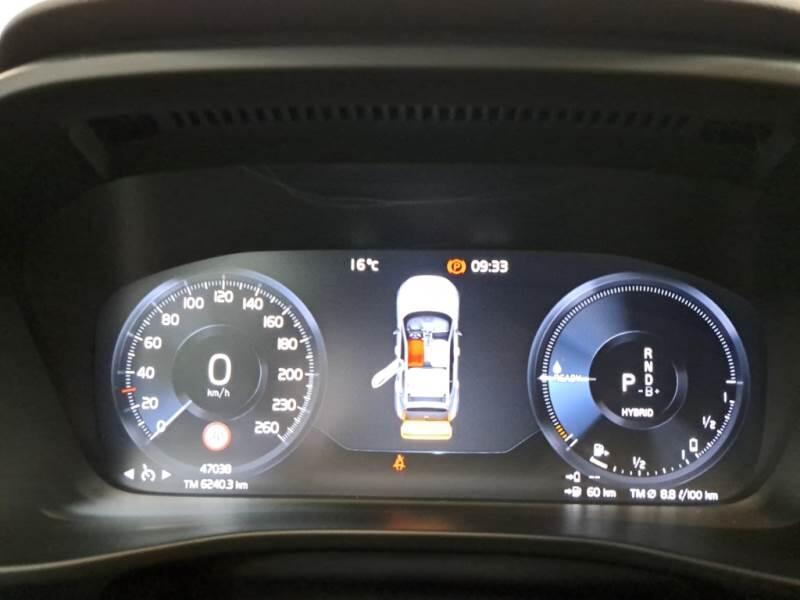 Volvo XC40 SUV T4 RECHARGE PLUG-IN AUTO CORE - foto 4