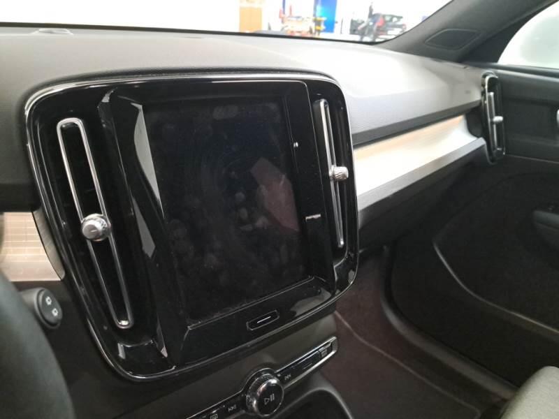 Volvo XC40 SUV T4 RECHARGE PLUG-IN AUTO CORE - foto 53