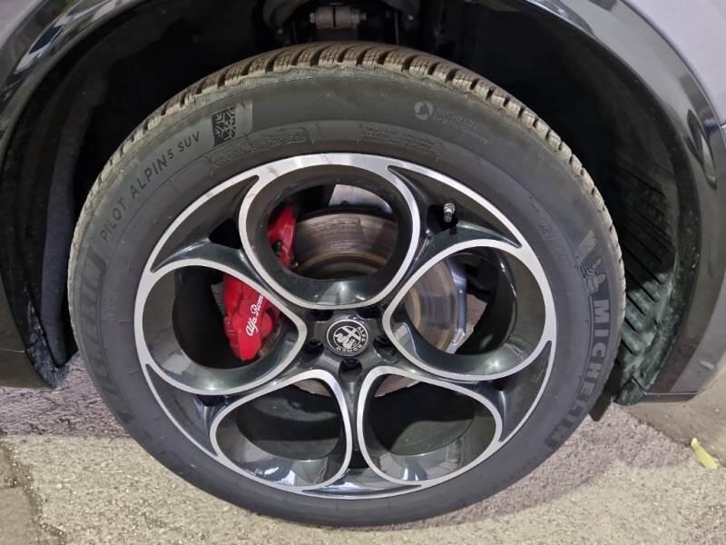 Alfa Romeo Stelvio SUV 2.2 TD 210 CV VELOCE AT8 Q4 - foto 17