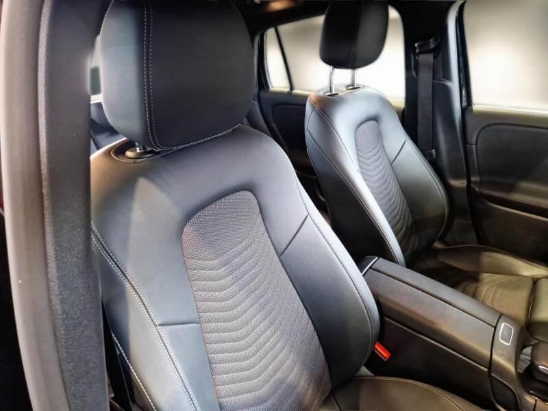 Mercedes GLA CROSSOVER 250 E PLUG-IN HYBRID AUTO SPORT - foto 13