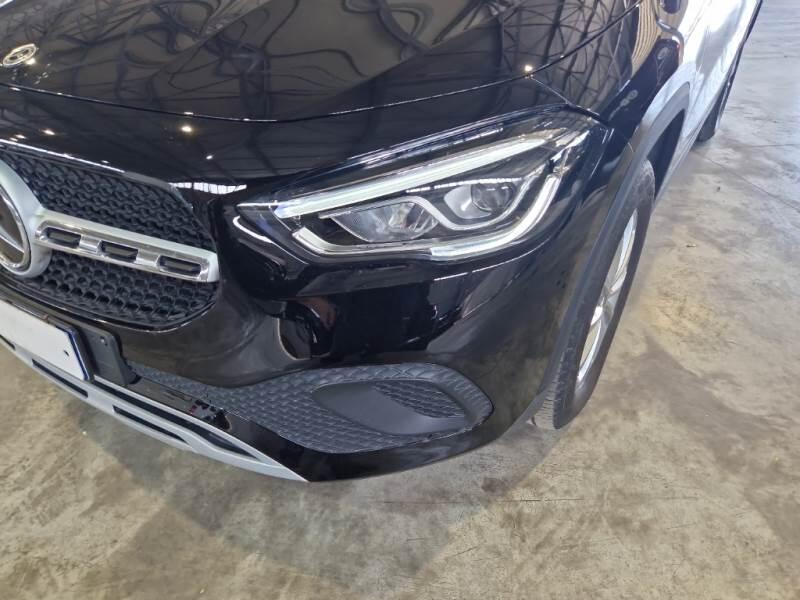 Mercedes GLA CROSSOVER 250 E PLUG-IN HYBRID AUTO SPORT - foto 29