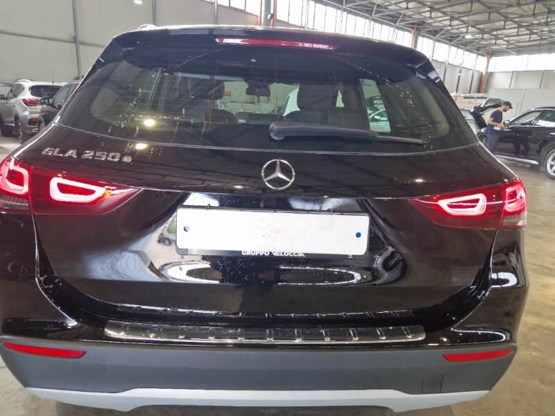 Mercedes GLA CROSSOVER 250 E PLUG-IN HYBRID AUTO SPORT - foto 47