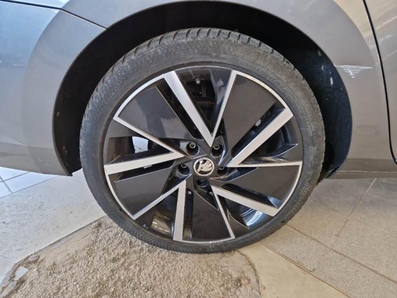 Skoda Superb STATION WAGON 1.4 TSI PLUG-IN HYBRYD EXECUTIVE DSG - foto 18