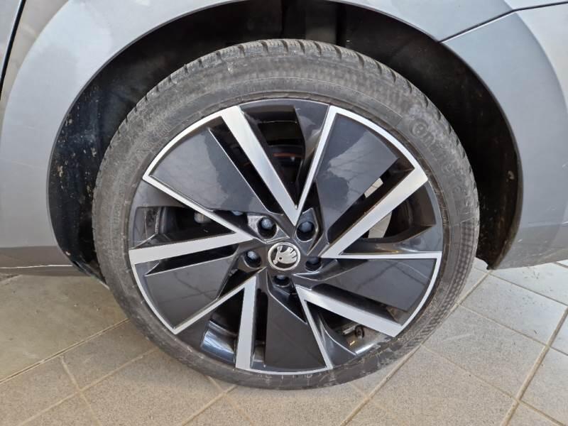 Skoda Superb STATION WAGON 1.4 TSI PLUG-IN HYBRYD EXECUTIVE DSG - foto 19