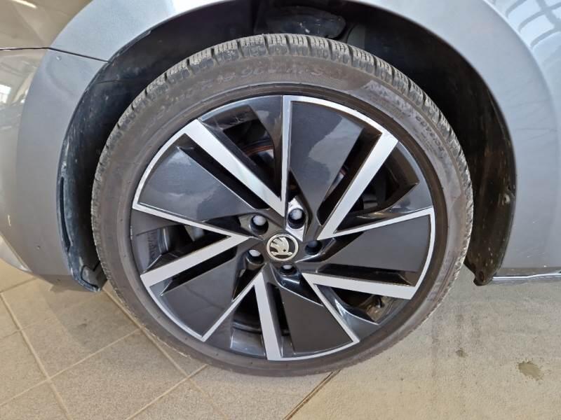 Skoda Superb STATION WAGON 1.4 TSI PLUG-IN HYBRYD EXECUTIVE DSG - foto 20