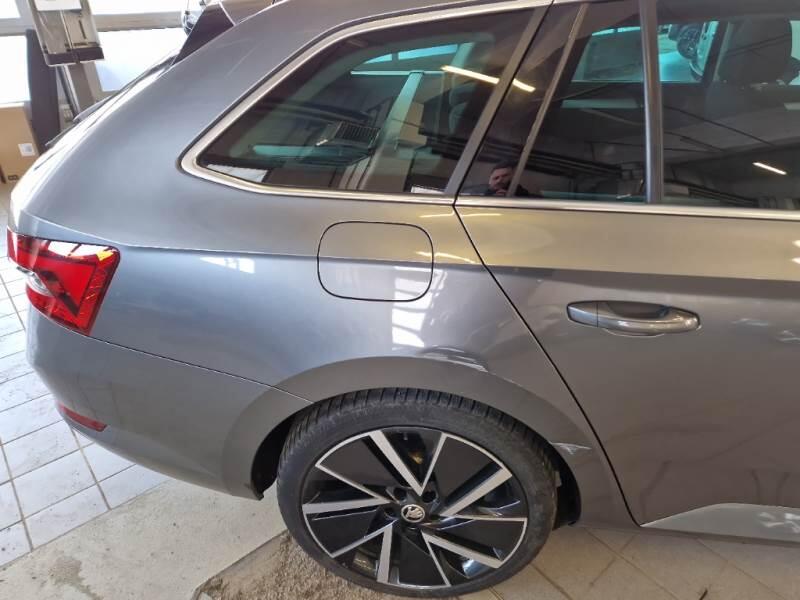 Skoda Superb STATION WAGON 1.4 TSI PLUG-IN HYBRYD EXECUTIVE DSG - foto 28