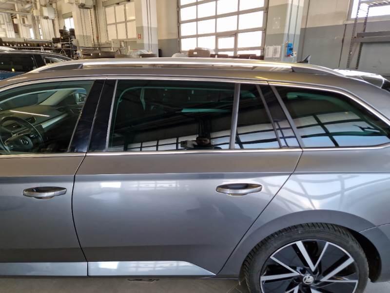 Skoda Superb STATION WAGON 1.4 TSI PLUG-IN HYBRYD EXECUTIVE DSG - foto 46
