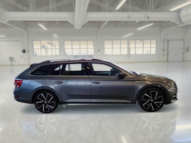 Skoda Superb STATION WAGON 1.4 TSI PLUG-IN HYBRYD EXECUTIVE DSG - foto 7