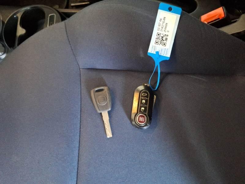 Fiat 500 BERLINA 1.0 70CV IBRIDO CULT - foto 96