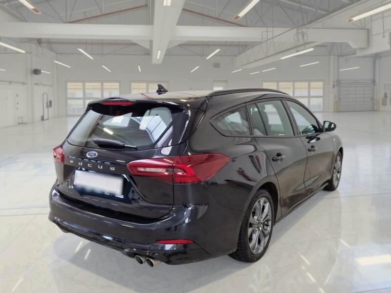 Ford Focus STATION WAGON 1.5 ECOBLUE 115CV STLINE AUTO SW - foto 2