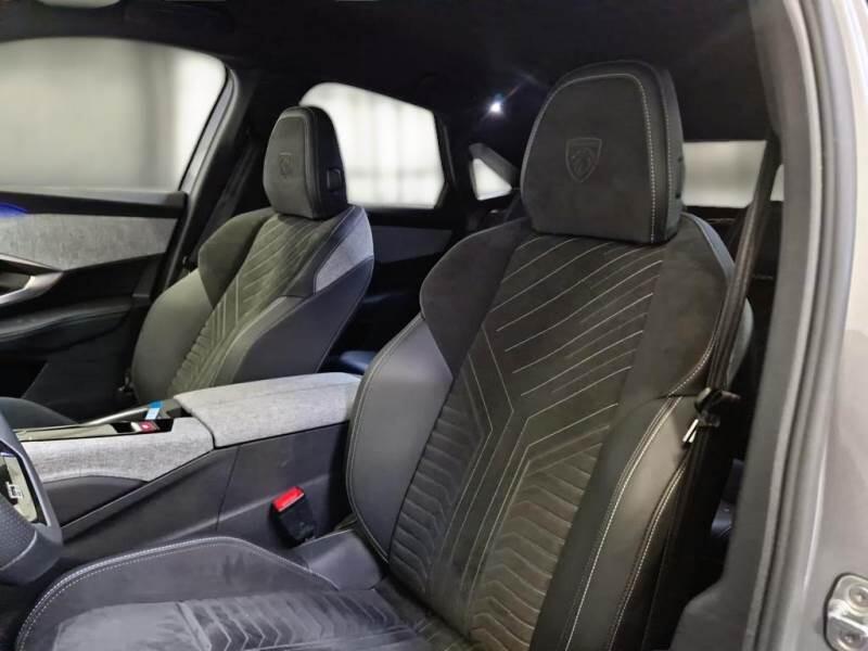 Peugeot 3008 SUV HYBRID 136 GT E-DCS 6 - foto 11