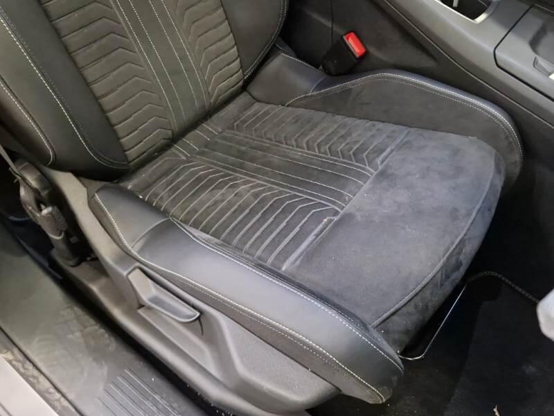 Peugeot 3008 SUV HYBRID 136 GT E-DCS 6 - foto 14
