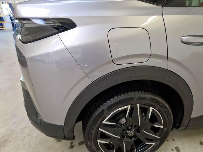 Peugeot 3008 SUV HYBRID 136 GT E-DCS 6 - foto 39