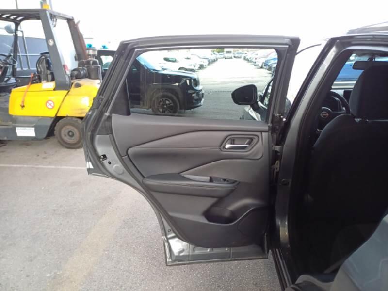 Nissan Qasqai CROSSOVER 1.3 MHEV 140 N-CONNECTA - foto 115