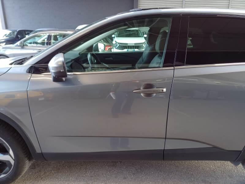 Nissan Qasqai CROSSOVER 1.3 MHEV 140 N-CONNECTA - foto 81